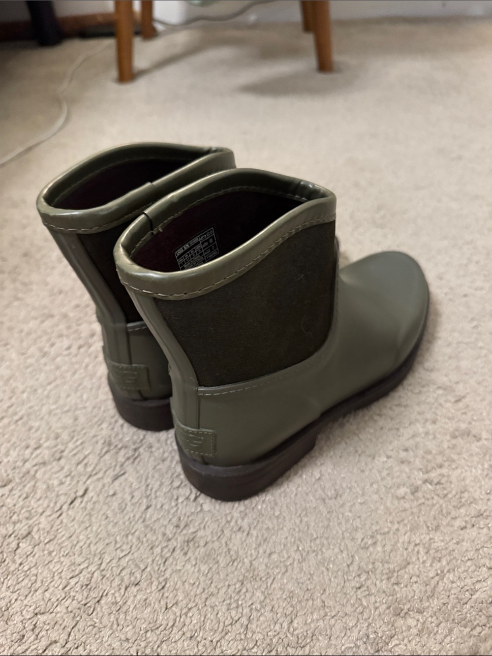 UGG Green Short Waterproof Ankle Boots - Picture 9 of 13